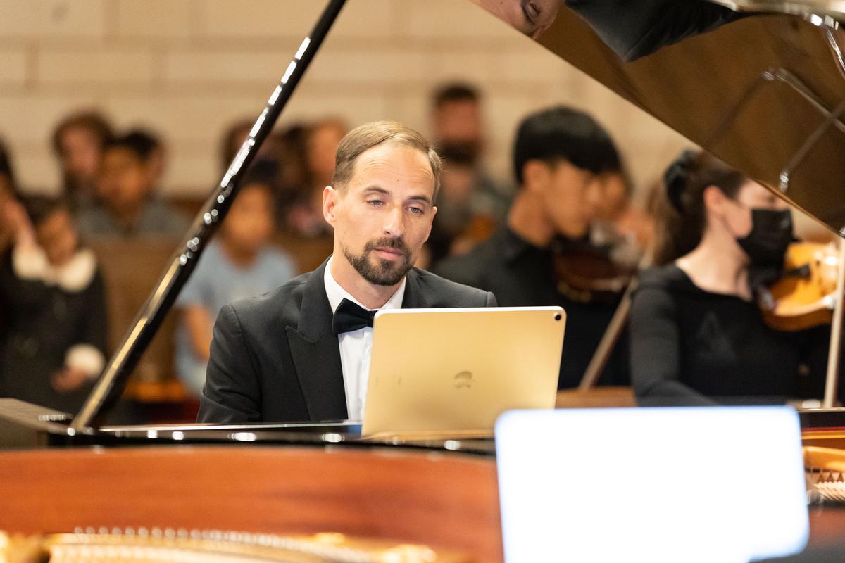 Karen Ip; Justin Bird at St Matthew in the city;Piano Extravaganza