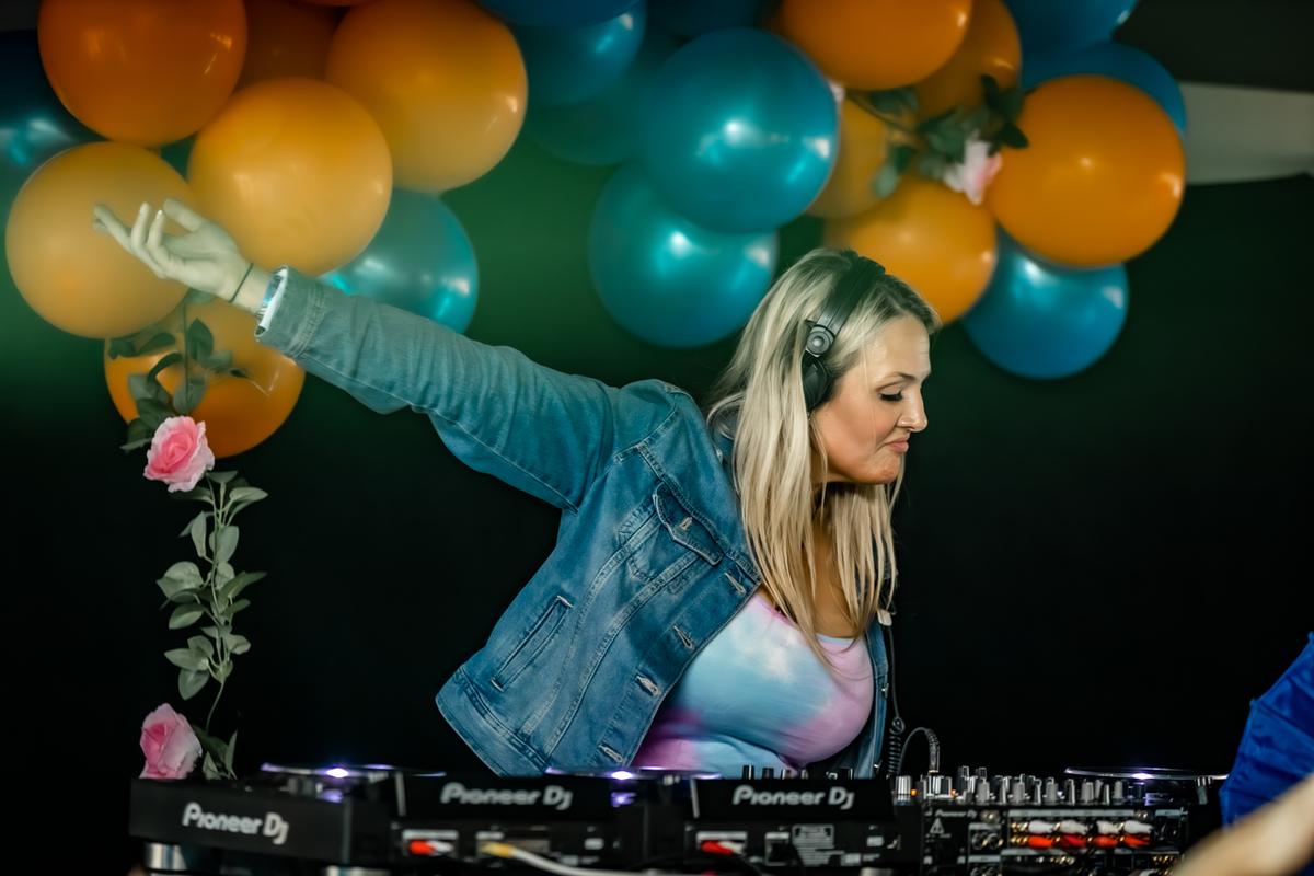 Taylor Vincent; Missthirty3 @ Hideaway Fest