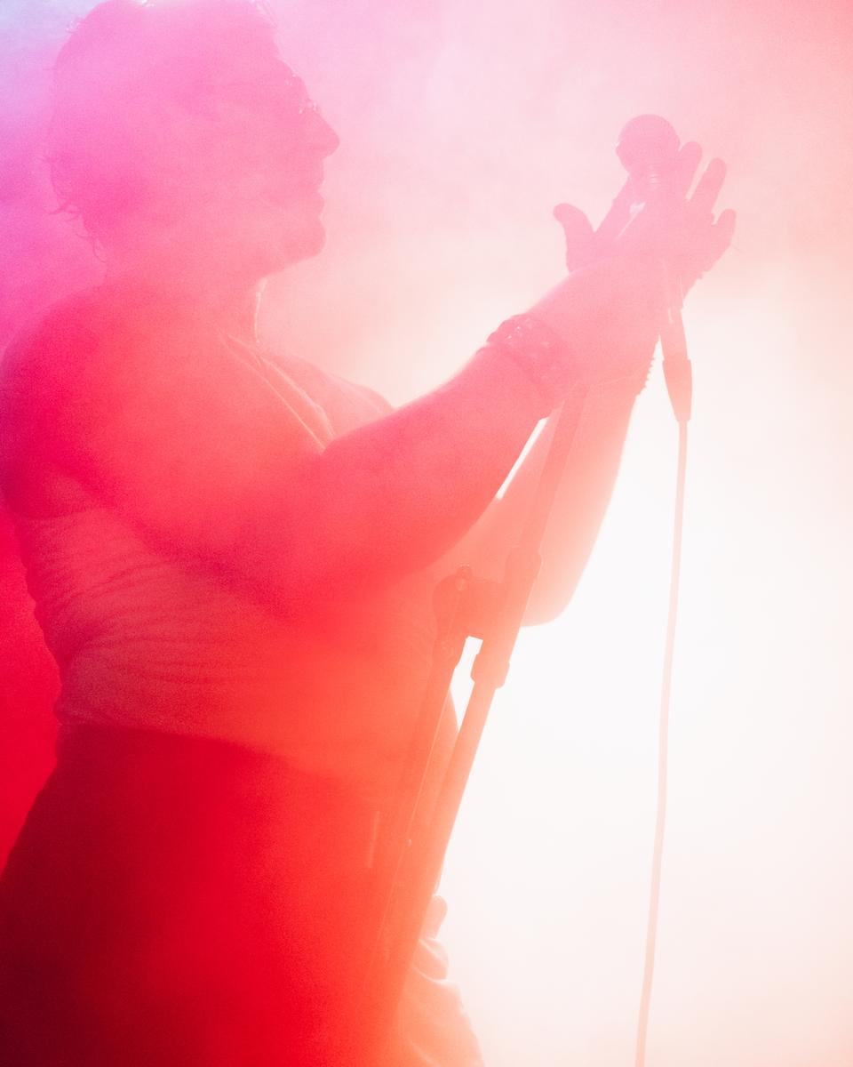 Yuki Wada; Light & Smoke;That was nice color light.
