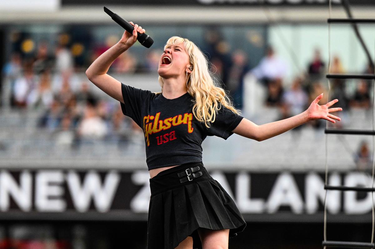 andrew cornaga; Maisie Peters;English singer songwriter Maisie Peters performs during the Ed Sheeran +   = ÷ × Tour concert at Eden Park, Auckland, New Zealand on Friday 10 February 2023. Mandatory credit: Andrew Cornaga / www.photosport.nz