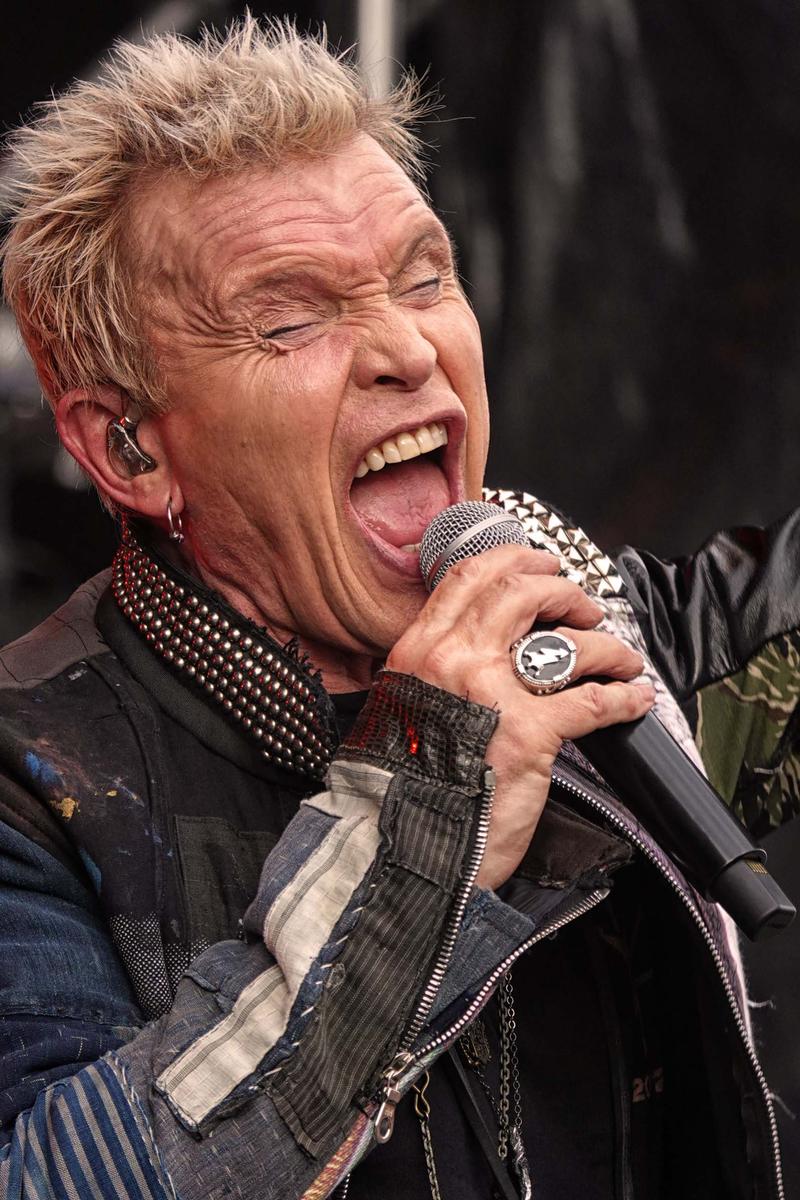 Gill Williams;Classic Billy Idol;Billy in a classic