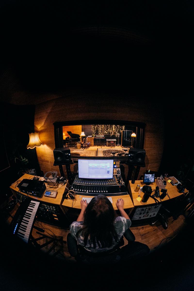 Elise Cautley;Alice Ivy, Parachute's Women & Gender Diverse Writers Song Week 2025;Alice Ivy, mid mix on day three of the Songweek at Parachute Studios, Studio A