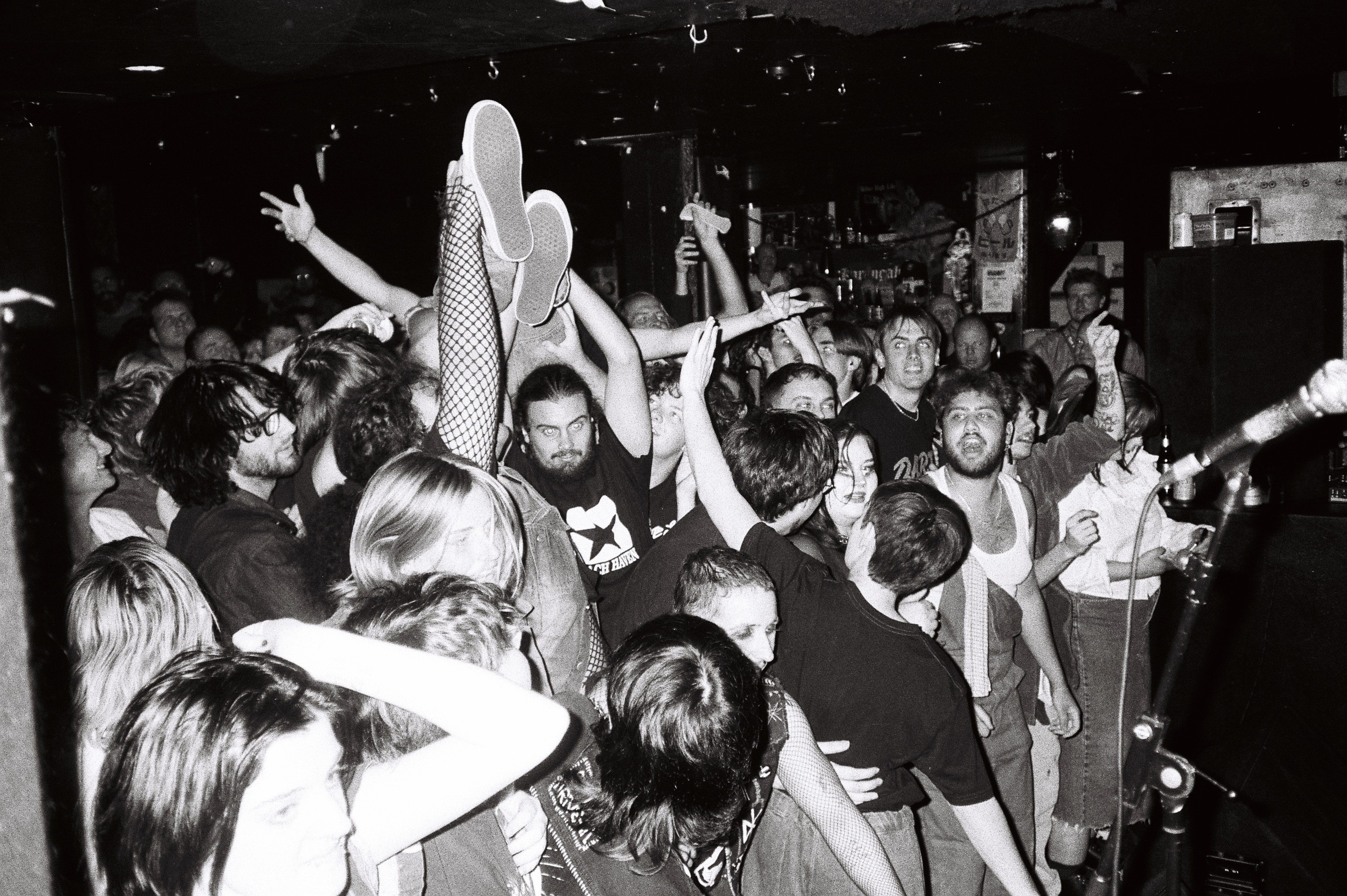 Max Corlett Crowd During DARTZ At Whammy Bar 27.04.2024