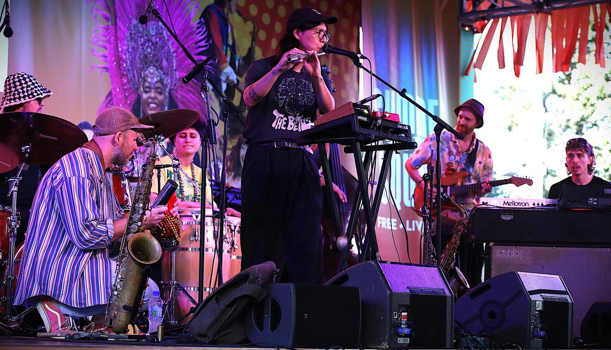 ROBERT FITZPATRICK; AOTEA SQUARE SUMMER JAZZ