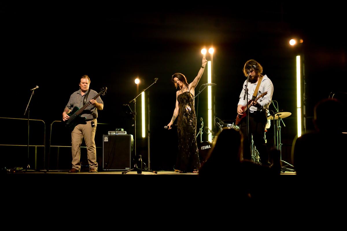 Sarah Carville;SIMMER Band