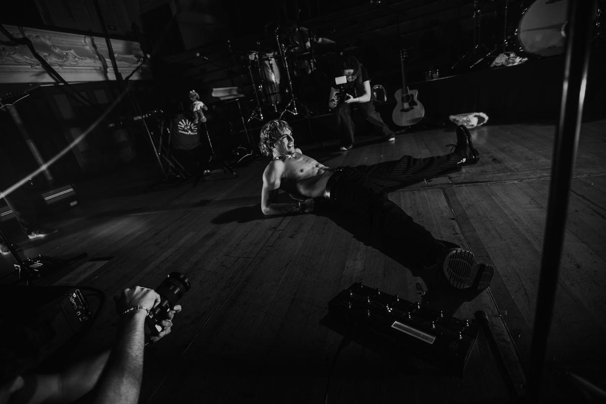 Samantha Davies;Encore;The Driver Era, Auckland Town Hall