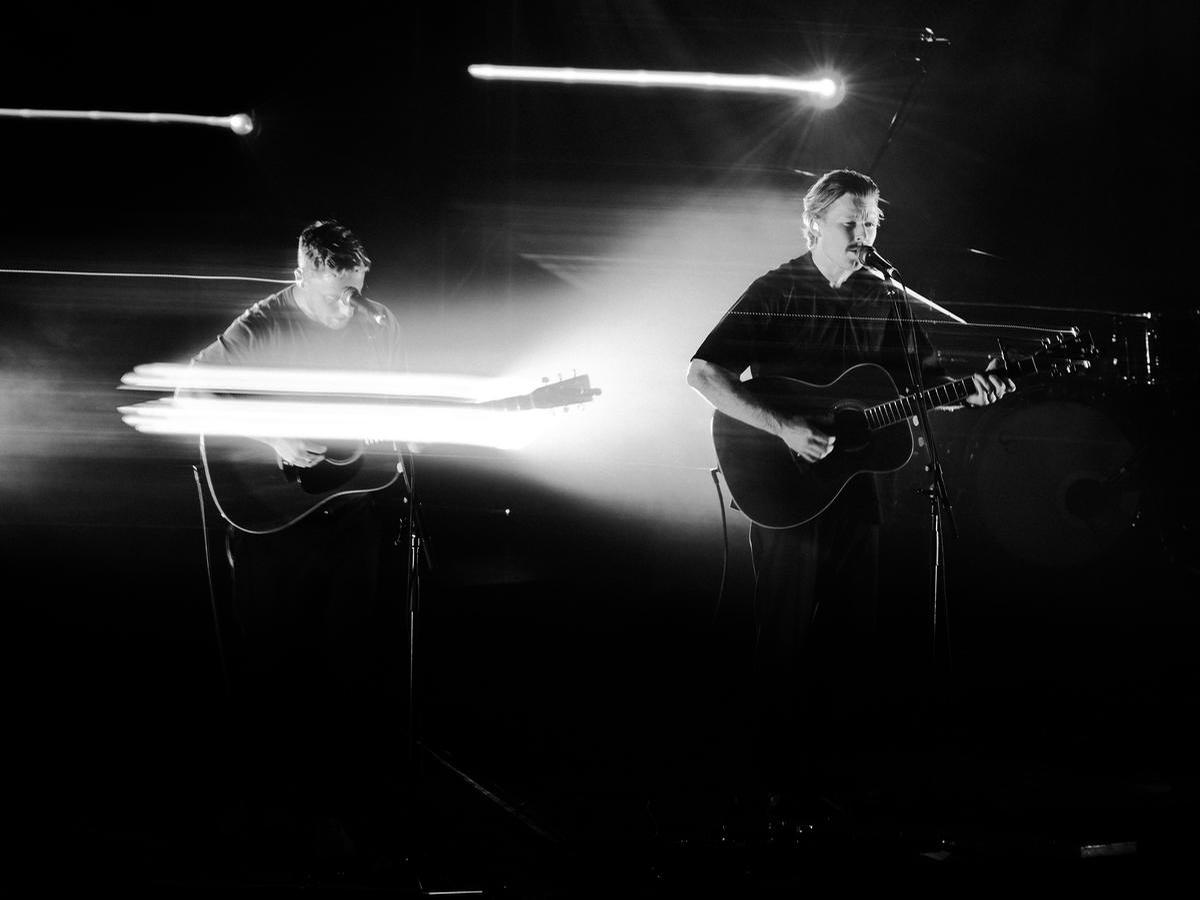 Vivienne Nguyen;Into the Light with Hollow Coves;Hollow Coves, stripped back and luminous: two guitars, two voices, and a stage that disappears into the dark. The light doesn't just fall on them; it feels like it comes from them.