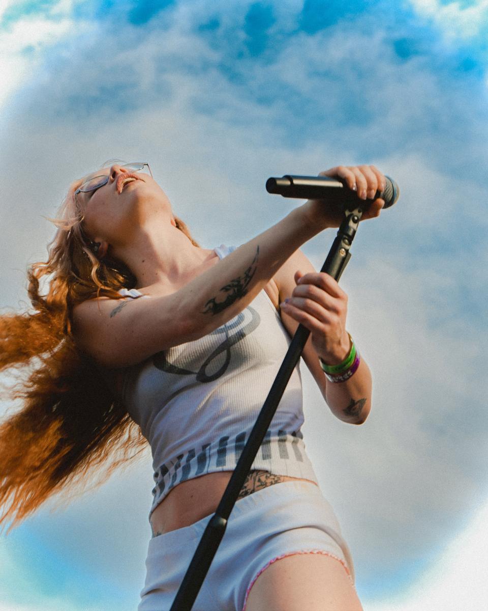 Nico Rose; Wet Leg at Laneway Festival '26;Shot in the pit for Laneway Festival
