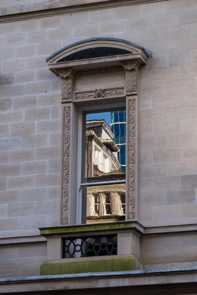 Perry Bernard; Reflecting on the city