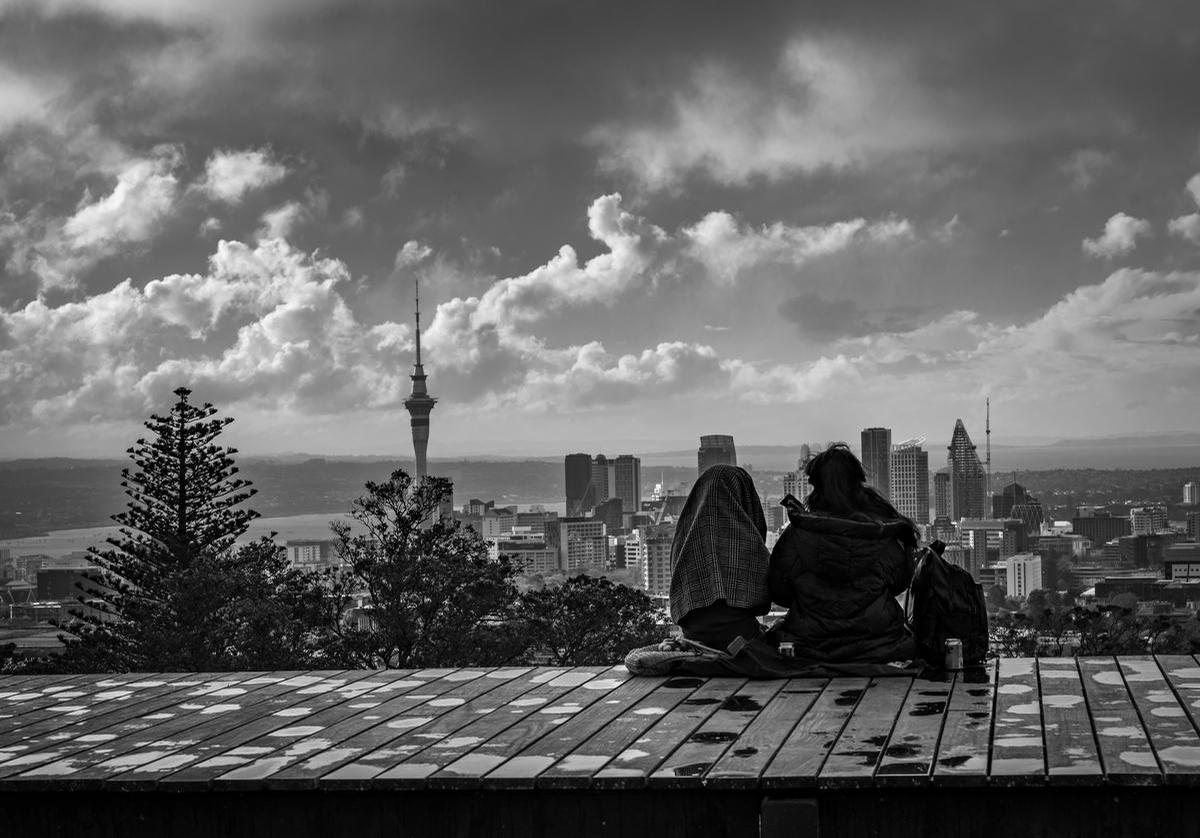Uwe Duesing;Watching the city