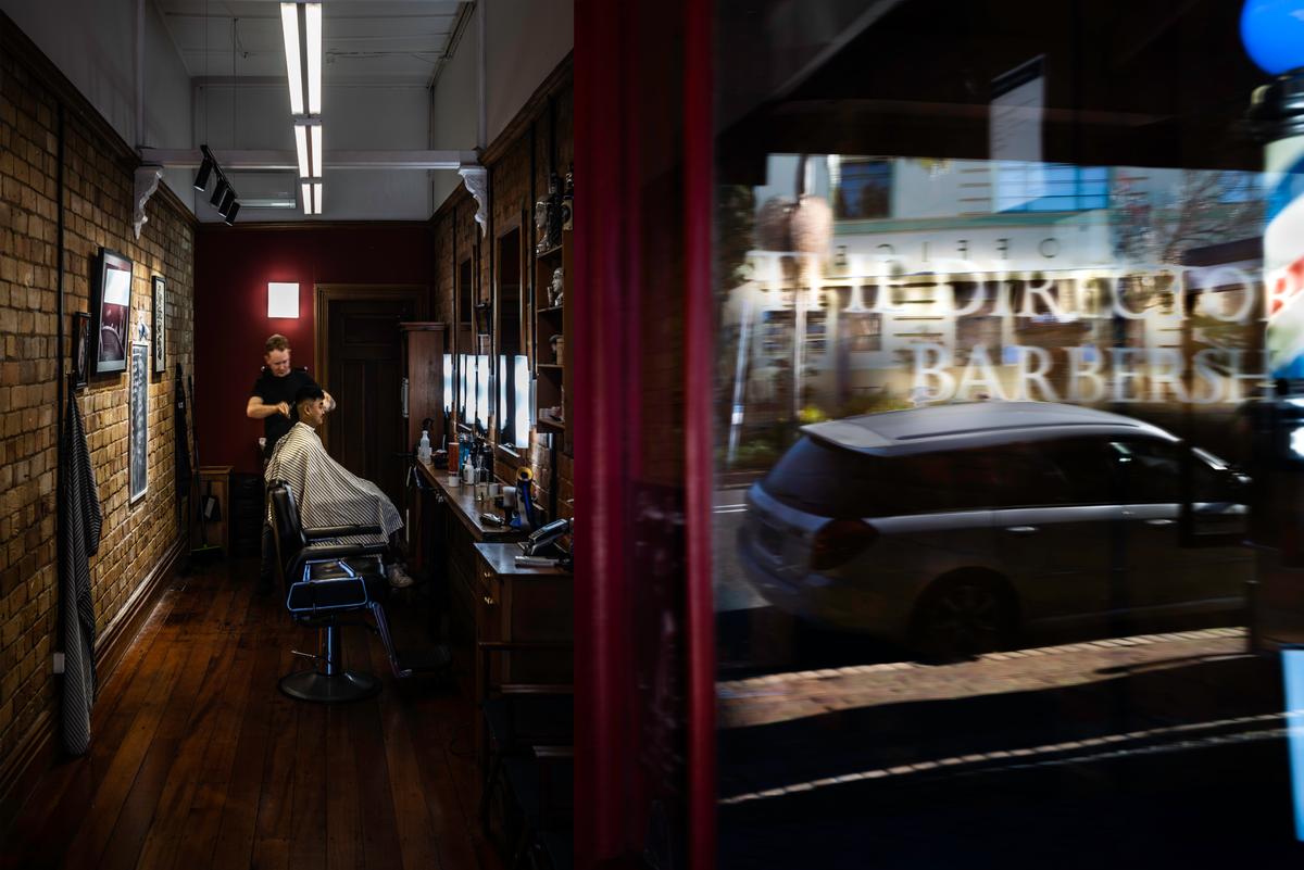 Zhen Yang;Barber of the Day